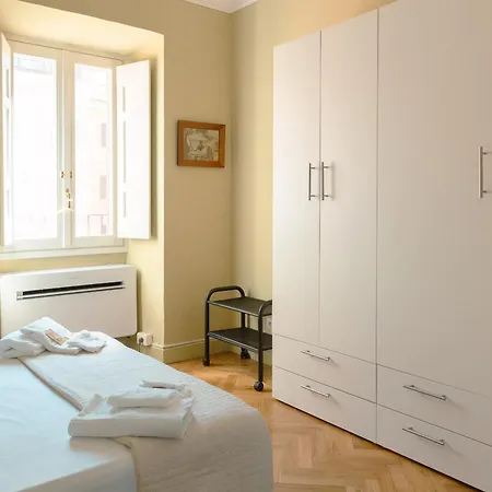 Tiber Luxury Lägenhet Rom