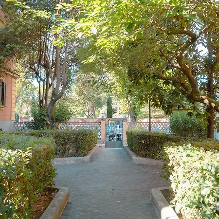 Tiber Luxury Lägenhet