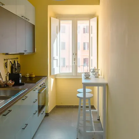 Tiber Luxury Lägenhet